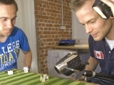 Sönke und Lars konzentriert beim Drehen.